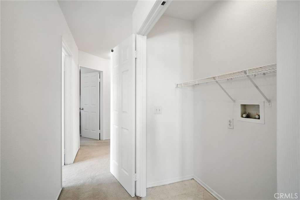 https://media.crmls.org/medias/844a0e2d-f9c2-493f-8f73-06973d684dcf.jpg?preset=X-Large