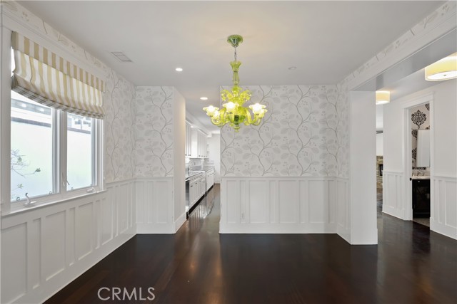 562 33rd Street, Manhattan Beach, California 90266, 5 Bedrooms Bedrooms, ,4 BathroomsBathrooms,Residential,Sold,33rd,SB22165007