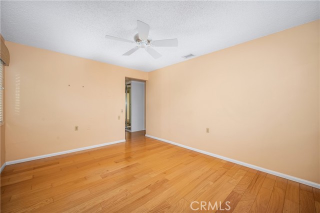 Detail Gallery Image 30 of 35 For 1980 Mckinney Way 13p,  Seal Beach,  CA 90740 - 2 Beds | 2 Baths