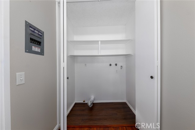 Detail Gallery Image 13 of 22 For 1270 Mohave Dr, Colton,  CA 92324 - 2 Beds | 2 Baths