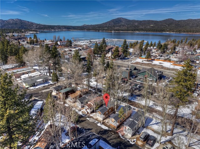 Detail Gallery Image 3 of 35 For 547 Alden #6, Big Bear Lake,  CA 92315 - 1 Beds | 1 Baths