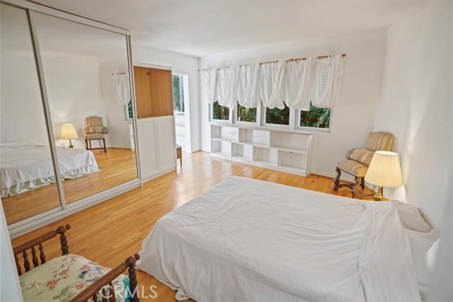 Detail Gallery Image 14 of 22 For 1548 Riverside #G,  Glendale,  CA 91201 - 2 Beds | 2 Baths