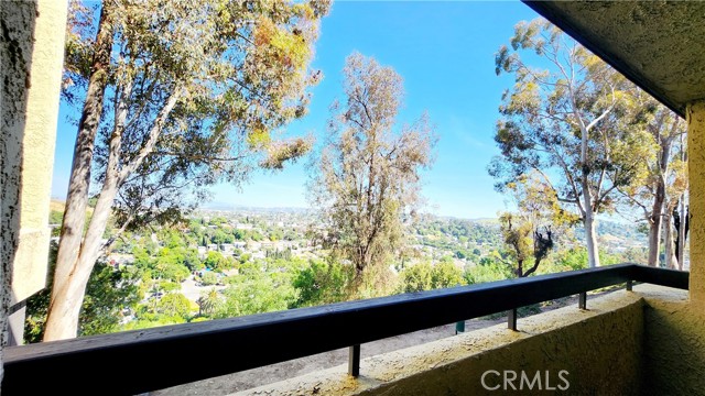 Detail Gallery Image 9 of 26 For 4080 via Marisol #129,  Los Angeles,  CA 90042 - 2 Beds | 2 Baths