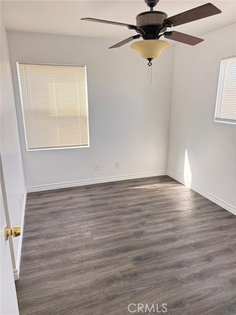 Detail Gallery Image 13 of 15 For 14325 Tawney Ridge, Victorville,  CA 92394 - 4 Beds | 2/1 Baths