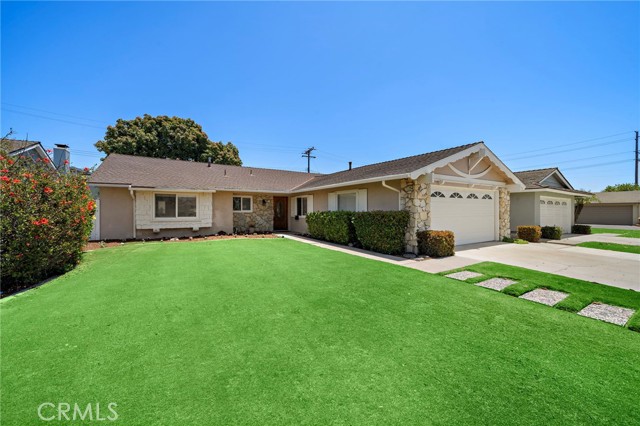 18452 Tamarind Street, Fountain Valley CA: https://media.crmls.org/medias/844d3fab-7683-4ba6-bd3d-75826f2e9fe2.jpg