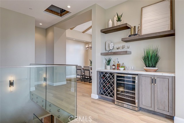 641 S Gertruda Avenue, Redondo Beach CA: https://media.crmls.org/medias/844d7e94-83a6-4b00-a734-7dd6627c23a1.jpg
