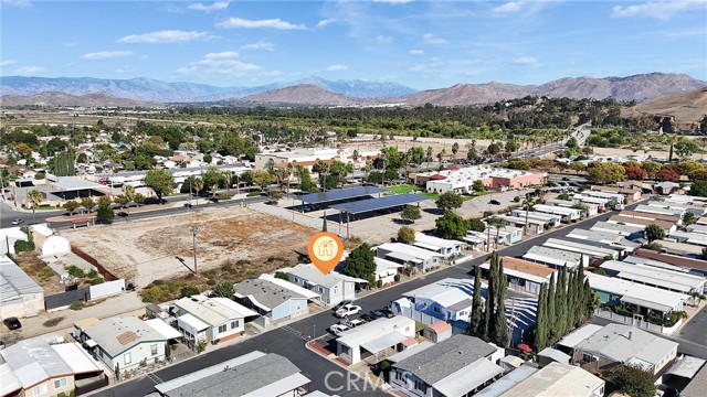 Detail Gallery Image 15 of 20 For 3825 Crestmore #480,  Jurupa Valley,  CA 92509 - 3 Beds | 2 Baths