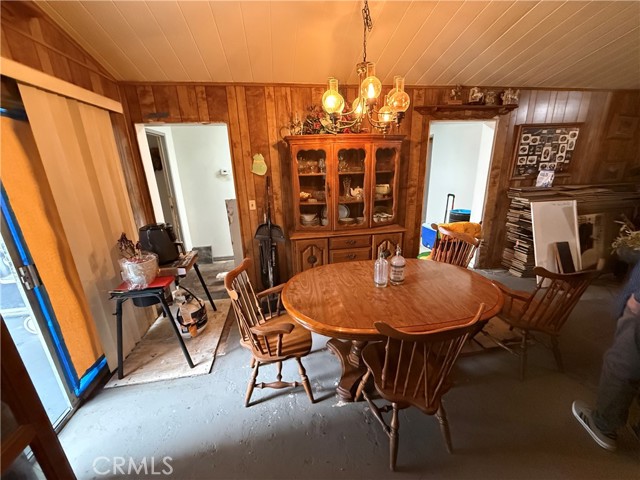 Detail Gallery Image 4 of 23 For 929 E Foothill #46,  Upland,  CA 91786 - 3 Beds | 2/1 Baths