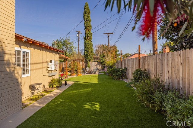 Detail Gallery Image 12 of 36 For 1682 Darnell Ct, Camarillo,  CA 93010 - 3 Beds | 2 Baths