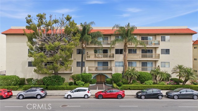 5400 Lindley Avenue, 121 photo 2