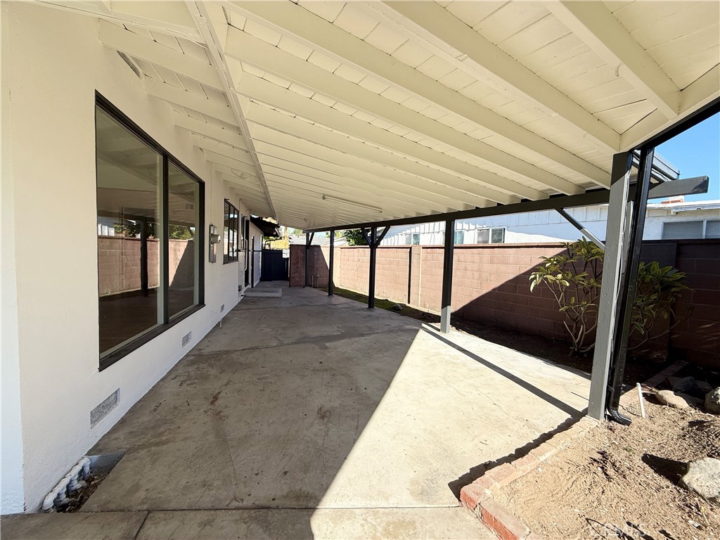 MLS #OC25274562 image #12