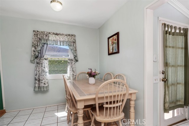 9171 Stanford Avenue, Garden Grove CA: https://media.crmls.org/medias/844e8e61-0d87-4e3b-a50a-ffe803bbe824.jpg