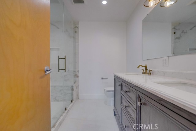 Detail Gallery Image 21 of 27 For 35 Raymond #404,  Pasadena,  CA 91103 - 2 Beds | 2/1 Baths