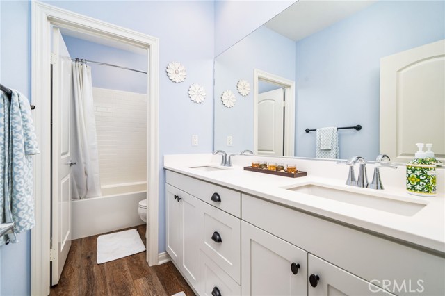 3143 E Painted Crescent Street, Ontario CA: https://media.crmls.org/medias/844f9deb-1bcd-40bd-b2bb-31328c07faaa.jpg