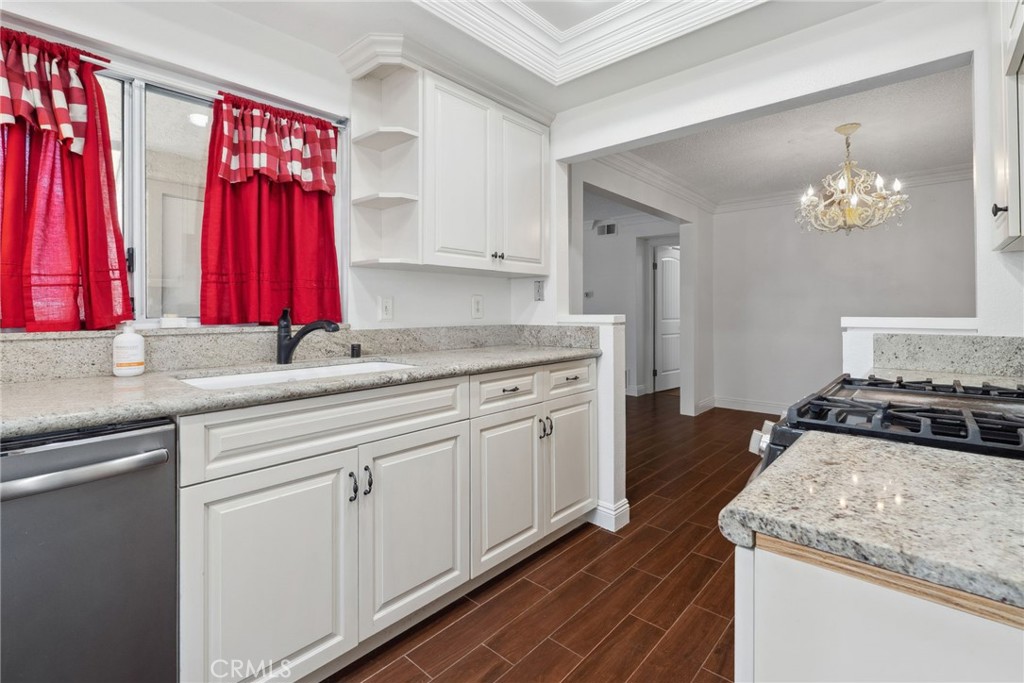 84503638 E844 42c5 Ac1a 57cf1283f0bb