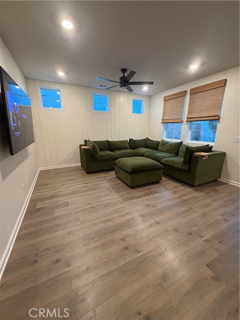 Detail Gallery Image 2 of 12 For 4029 Summer, Corona,  CA 92883 - 4 Beds | 3 Baths