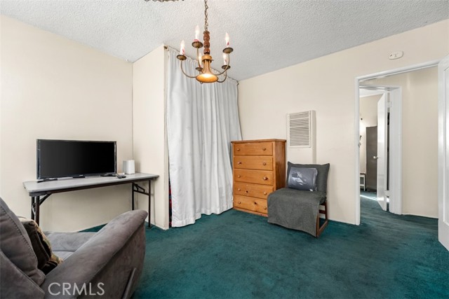 Detail Gallery Image 16 of 26 For 10208 S San Pedro St, Los Angeles,  CA 90003 - 2 Beds | 2 Baths