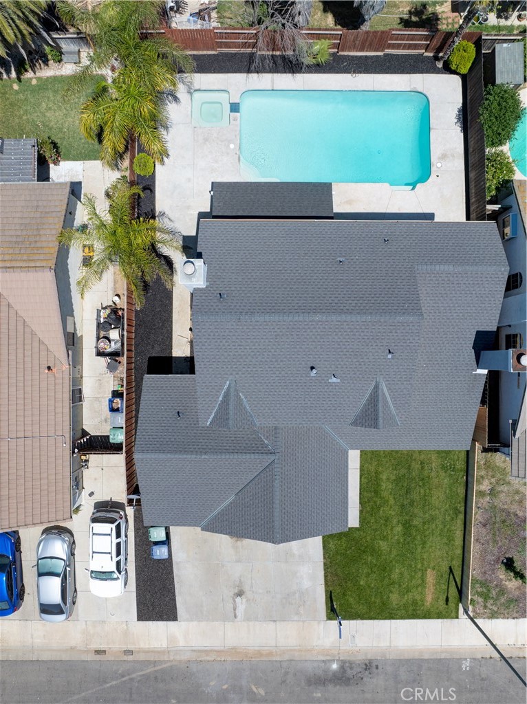 https://media.crmls.org/medias/8451ad47-fc71-48c2-b1ca-4652860598ff.jpg?preset=X-Large