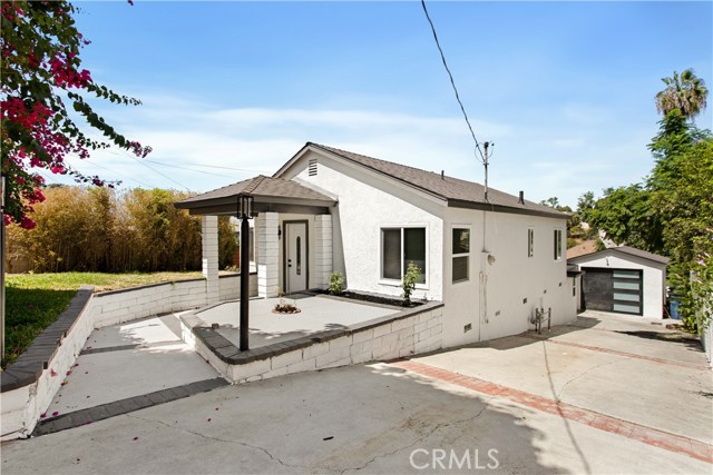 Front Image Thumbnail for CRDW26193762