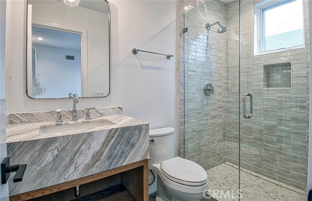 Detail Gallery Image 15 of 23 For 710 Avocado Ave a,  Corona Del Mar,  CA 92625 - 3 Beds | 3/1 Baths