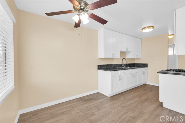 16102 Cornuta Avenue, Bellflower CA: https://media.crmls.org/medias/8452c466-4249-43dc-b553-96c4db01fd22.jpg