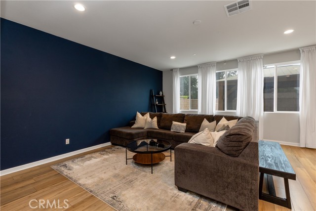Detail Gallery Image 11 of 31 For 24944 Fortress Ct, Moreno Valley,  CA 92553 - 4 Beds | 2/1 Baths