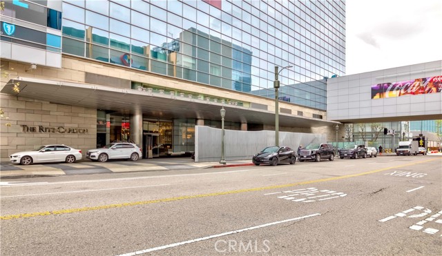 Detail Gallery Image 17 of 18 For 900 West Olympic Blvd 29j,  Los Angeles,  CA 90015 - 2 Beds | 3 Baths