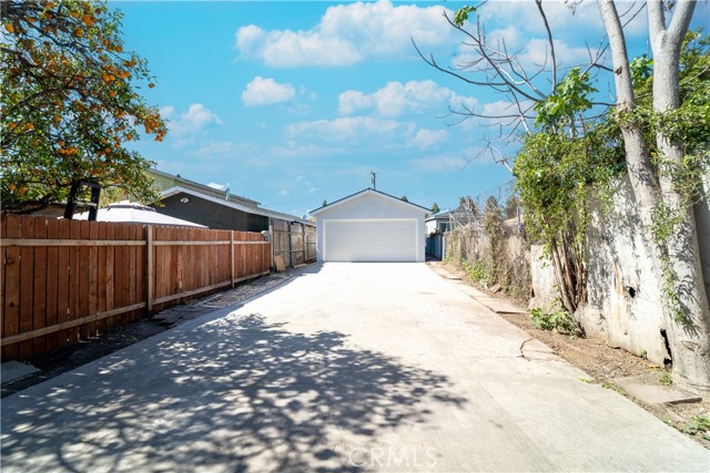 Detail Gallery Image 19 of 22 For 13300 S Largo, Compton,  CA 90222 - 3 Beds | 2 Baths