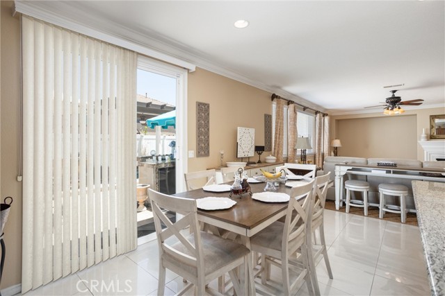 15850 Twin Lakes Dr, Moreno Valley CA: https://media.crmls.org/medias/8454b3e3-4704-4037-9689-0c2e21601a40.jpg