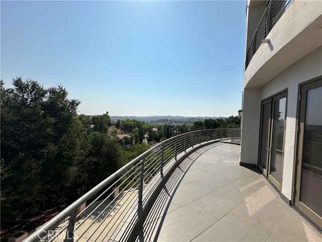 5077 Schumacher Road, Calabasas CA: https://media.crmls.org/medias/8455997b-0484-42ae-bd8a-0957e336b123.jpg