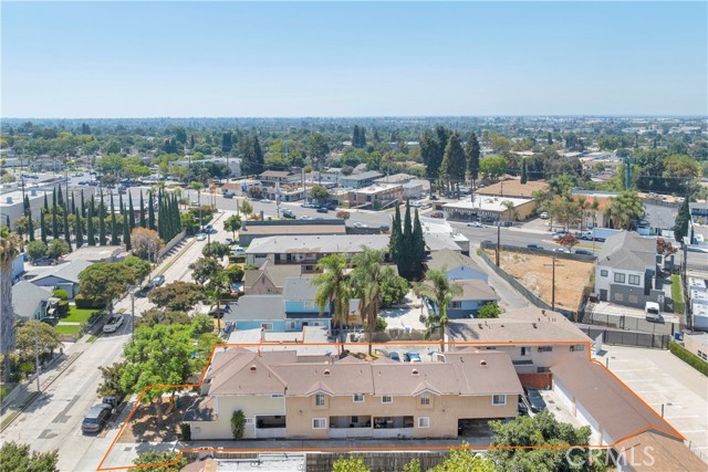 8011 Comstock Avenue, Whittier CA: https://media.crmls.org/medias/8455faac-22a0-48d3-b9bc-71694c643b2c.jpg