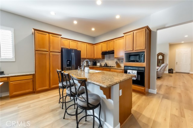 Detail Gallery Image 8 of 28 For 12211 Eton, Rancho Cucamonga,  CA 91739 - 3 Beds | 2 Baths