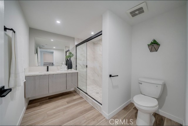 7018 Alabama Avenue, Canoga Park CA: https://media.crmls.org/medias/8456b7b9-d636-4423-a73f-d79c86242422.jpg