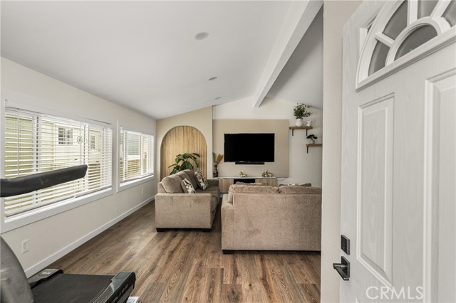 Detail Gallery Image 3 of 44 For 23301 Ridge Route Dr #56,  Laguna Hills,  CA 92653 - 3 Beds | 2 Baths