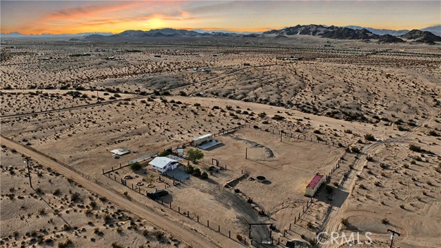 Detail Gallery Image 4 of 32 For 79780 Sherrie Ln, Twentynine Palms,  CA 92277 - 1 Beds | 1 Baths