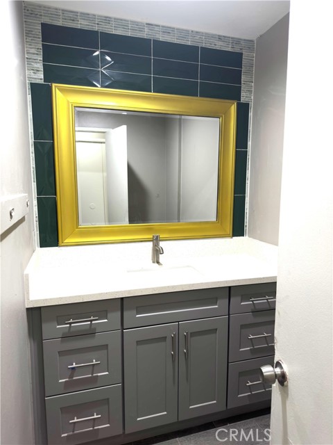 Detail Gallery Image 13 of 16 For 2406 Angela #1,  Pomona,  CA 91766 - 3 Beds | 2 Baths