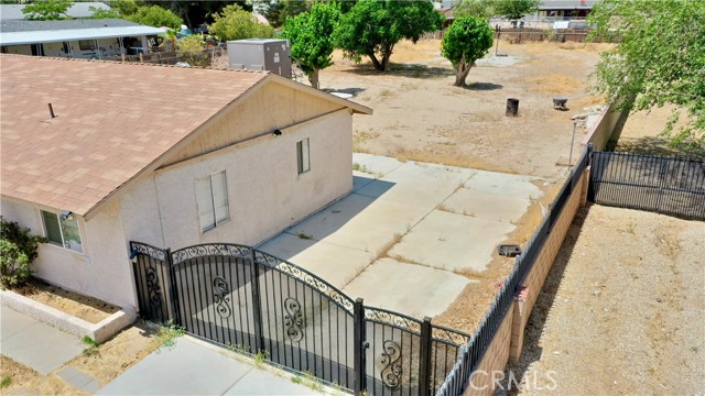 Image 9 of 29 For 39313 168th Street