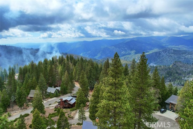 7501 7503 Yosemite Park Way, Yosemite CA: https://media.crmls.org/medias/84589bd0-d3ab-4454-9609-3d1d113647ab.jpg