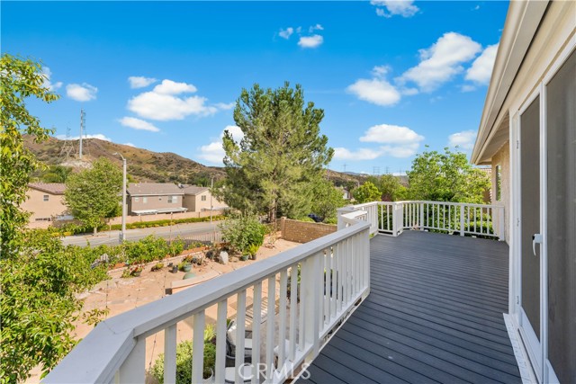 Detail Gallery Image 41 of 44 For 28314 Easton Ln, Saugus,  CA 91350 - 6 Beds | 3 Baths