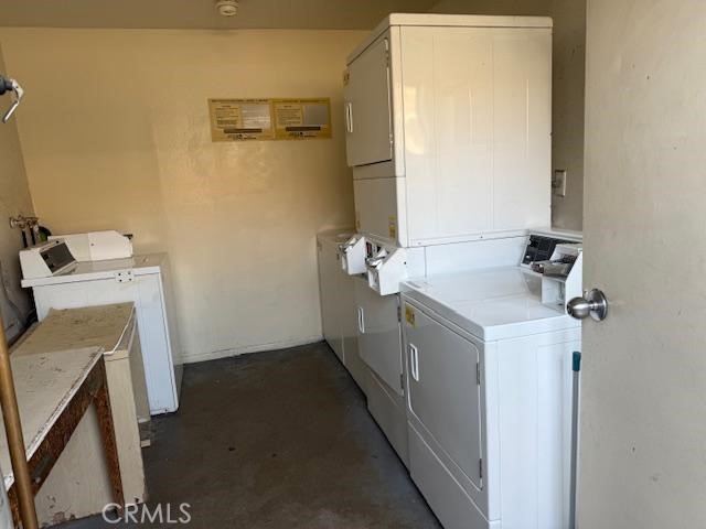 6242 Vineland Avenue, North Hollywood CA: https://media.crmls.org/medias/845ac6aa-5853-417c-a4a7-e0e07344901d.jpg