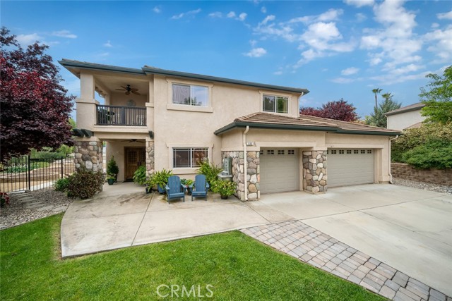 332 Susannah Lane, Paso Robles CA: https://media.crmls.org/medias/845e0b07-e9bb-4942-a342-c57e2b462742.jpg