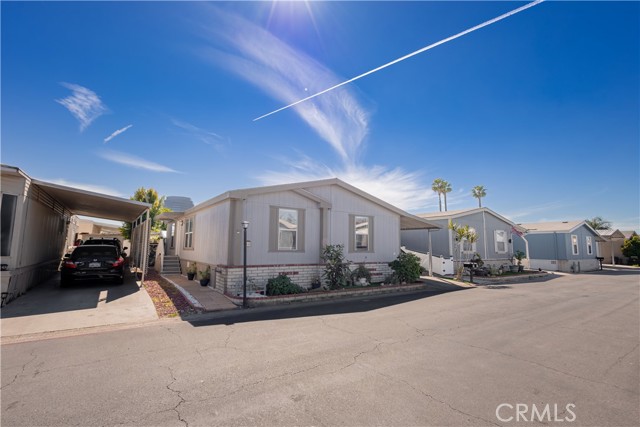 Detail Gallery Image 2 of 19 For 2300 S Lewis #66,  Anaheim,  CA 92802 - 3 Beds | 2 Baths