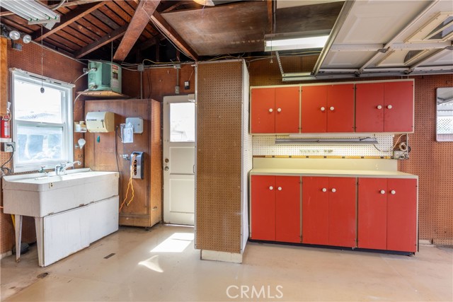 3139 Chestnut Avenue, Long Beach CA: https://media.crmls.org/medias/845ea3ac-9888-4d63-9b09-a4bfd9da5727.jpg