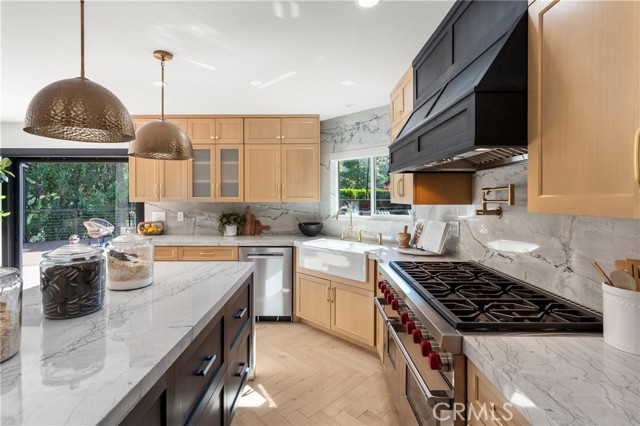 19022 Shamrock Lane, Yorba Linda CA: https://media.crmls.org/medias/845f585f-9dc2-4c0d-872d-a34b76bf5758.jpg