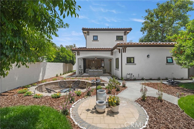 1935 S 6th Avenue, Arcadia CA: https://media.crmls.org/medias/845f6ad2-8c2f-4d1d-85e3-62b9c004ccc3.jpg
