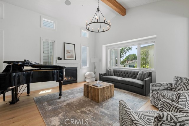 Detail Gallery Image 14 of 70 For 27042 Calle Dolores, Dana Point,  CA 92624 - 4 Beds | 3/1 Baths