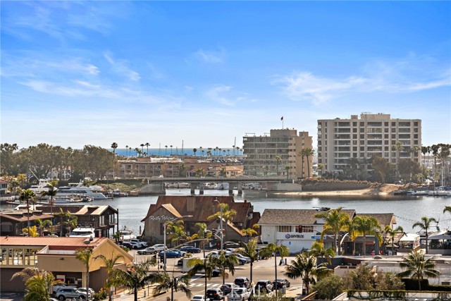 2907 Cliff Drive, Newport Beach CA: https://media.crmls.org/medias/8460b9db-db23-436c-8d53-cdba7a170dba.jpg