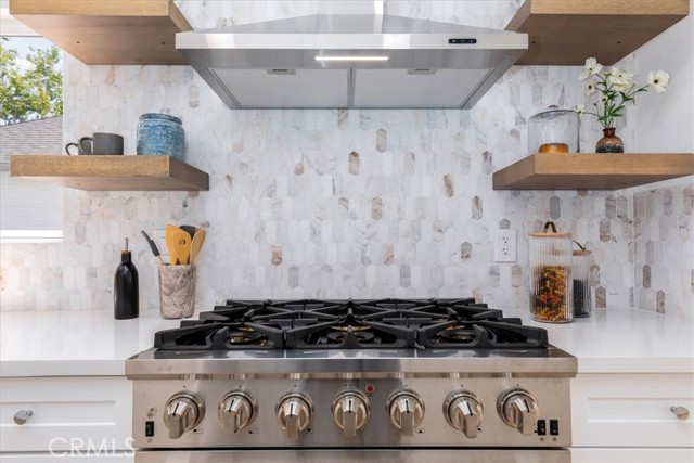 Detail Gallery Image 9 of 36 For 3829 Wellington Rd, Los Angeles,  CA 90008 - 3 Beds | 2 Baths