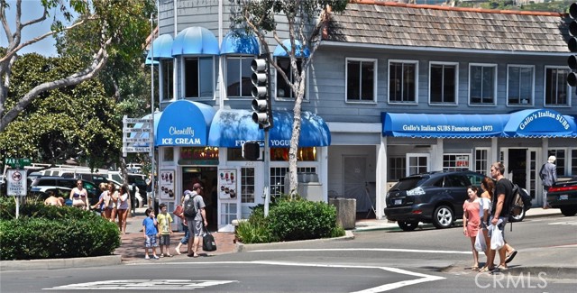 113 Bosal, Irvine CA: https://media.crmls.org/medias/84618092-1924-4f27-8789-35570d372f1a.jpg