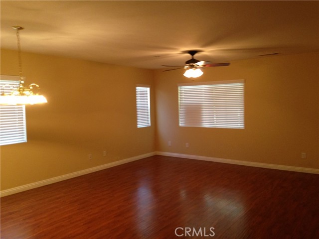 Detail Gallery Image 2 of 8 For 15601 Lasselle St #11,  Moreno Valley,  CA 92551 - 2 Beds | 2/1 Baths